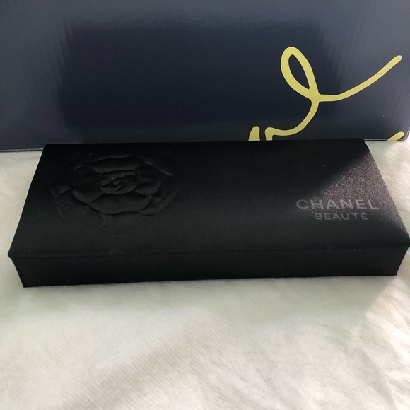 CHANEL silk box - Picture 4 of 6